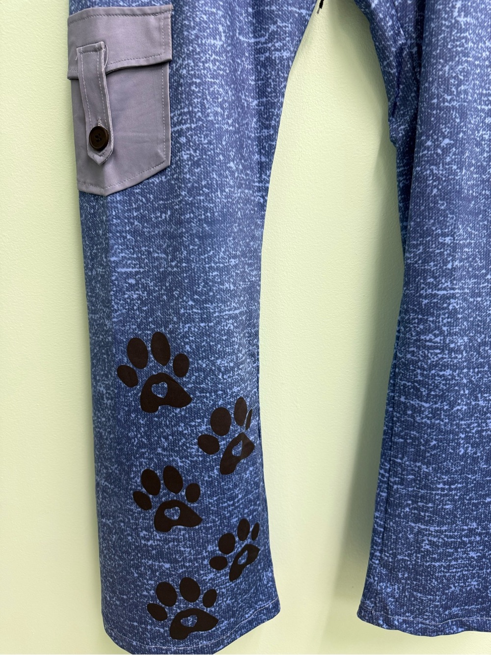 New Blue & White DOG MOM Paw Print Lounge Pants 27x30 - Picture 2 of 7